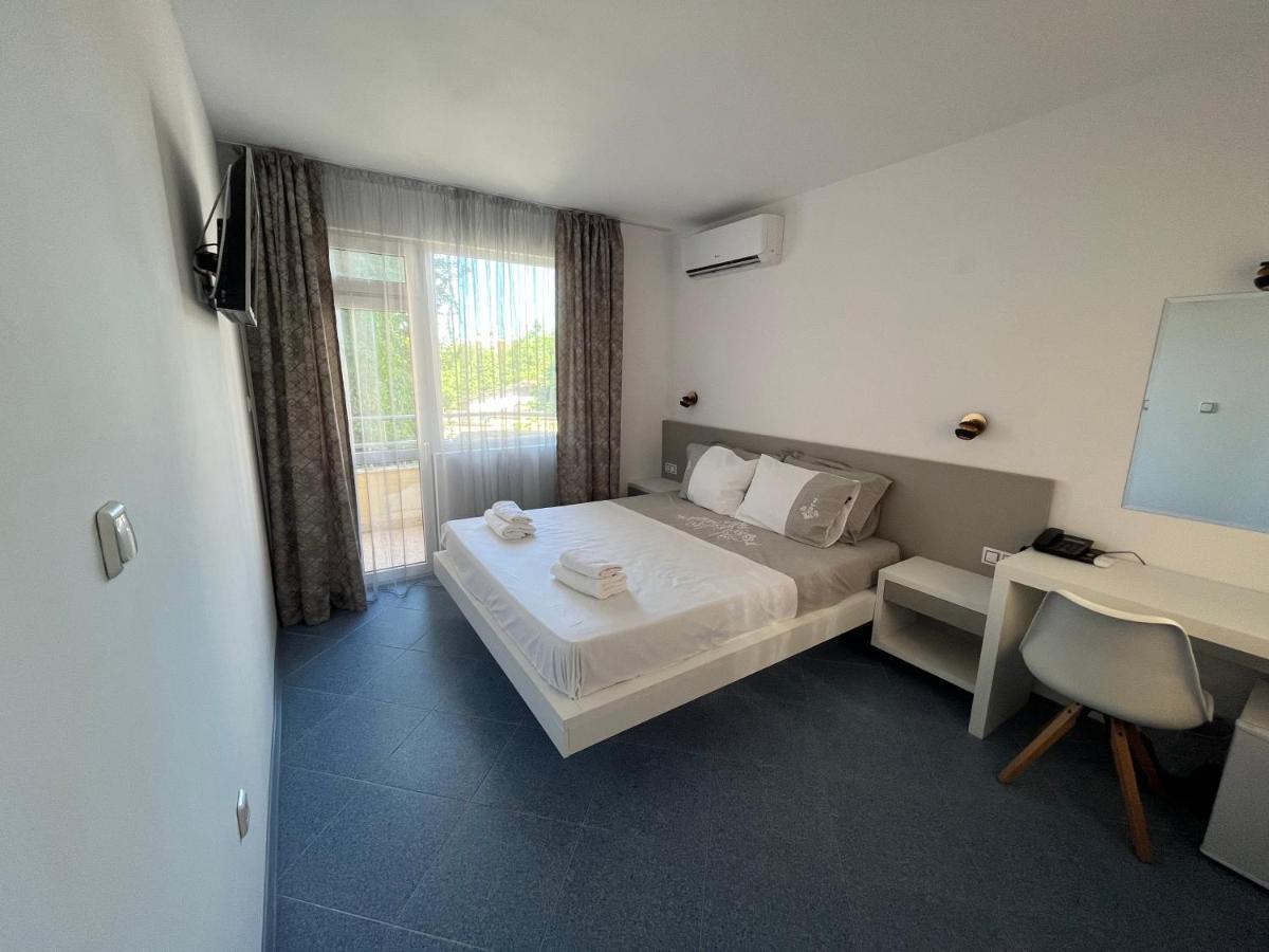 Satmar Hotel Lozenets ภายนอก รูปภาพ