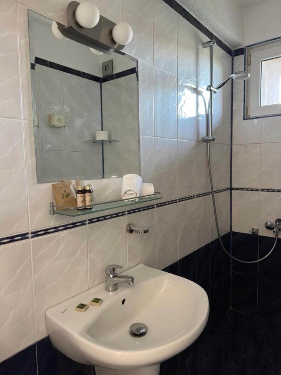 Satmar Hotel Lozenets ภายนอก รูปภาพ